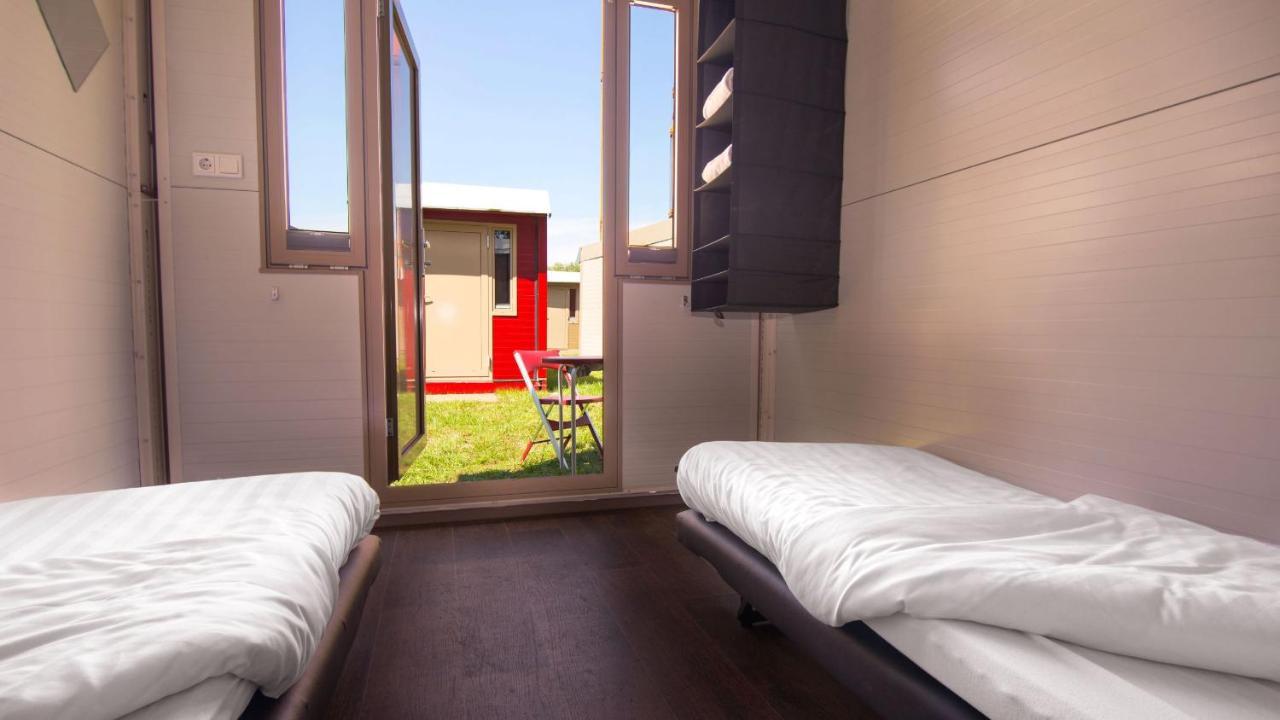 Pop-Up Hotel Songfestival Klaaswaal Екстер'єр фото